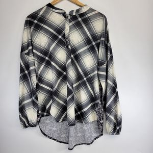 One World Live And Let Live Womens M Long Sleeve Pullover Plaid Floral Blouse